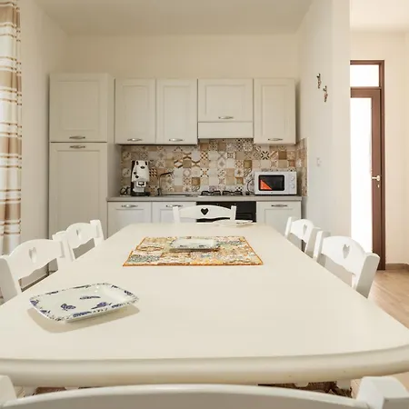 A 2 Minuti Dal Mare * טראביה